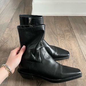 Zara flat leather boots - size 38